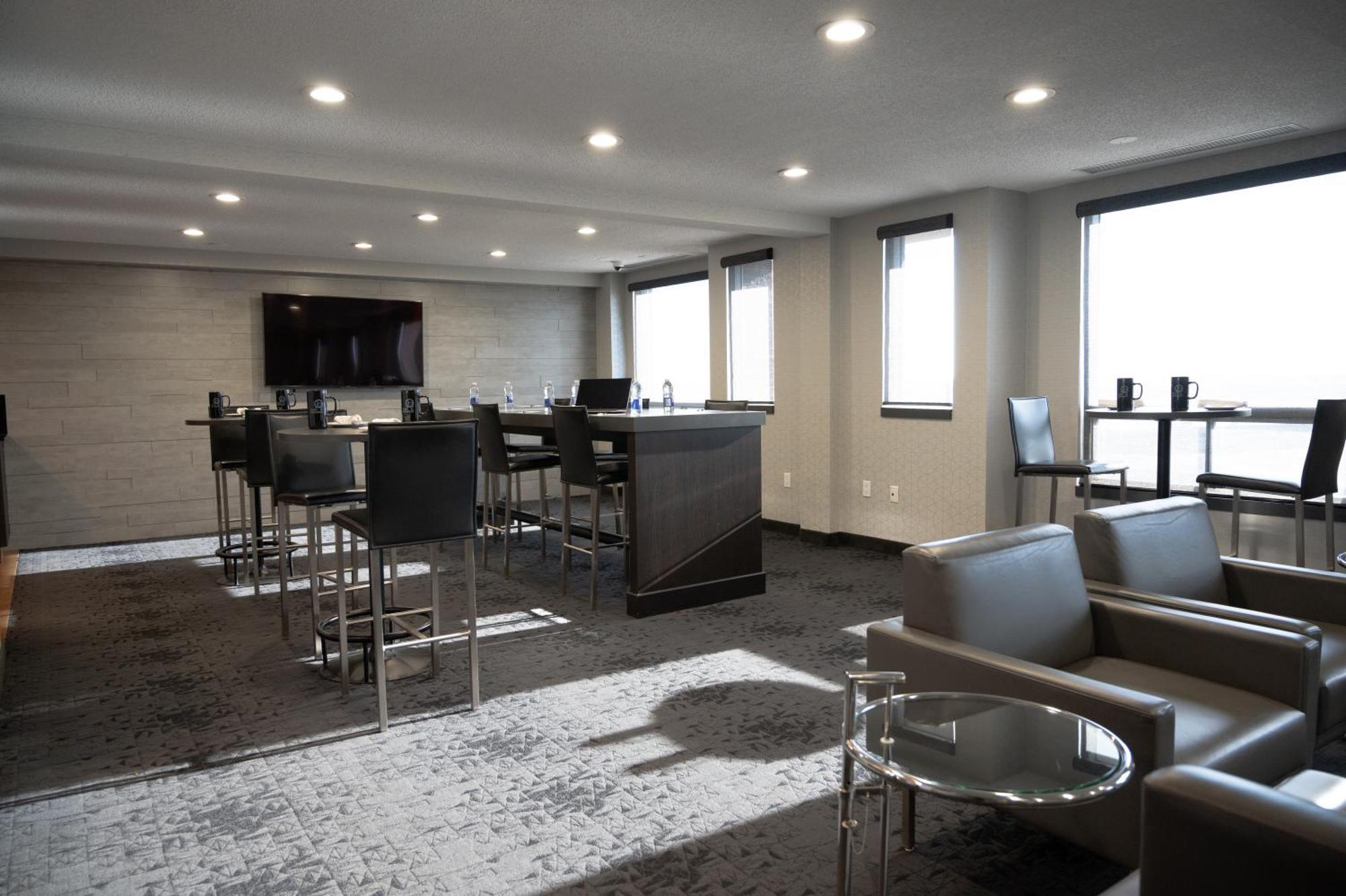 Blackfoot 4* Calgary